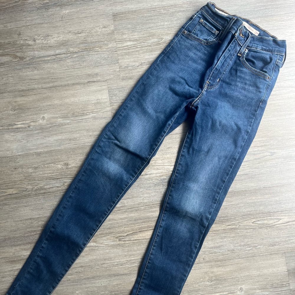 Levi’s Blue Skinny Jeans